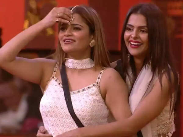 Archana-Priyanka