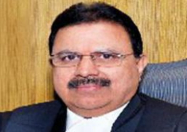 Centre transfers 2 judges from T & AP HCs, mum on 3 others