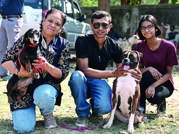 Pamela with Posh-Dachshund, Cyrus with CD- Boxer and Jessica