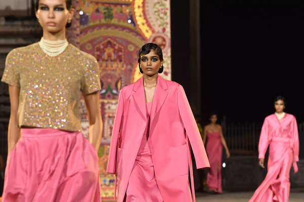 Dior's Gateway to India - The New York Times