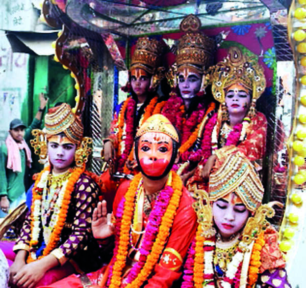 Kanya Pujan, processions mark Ram Navmi festivity
