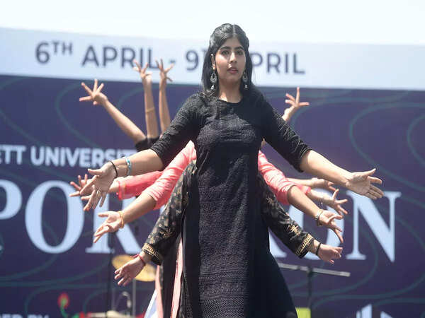 Student performers at the sports fest