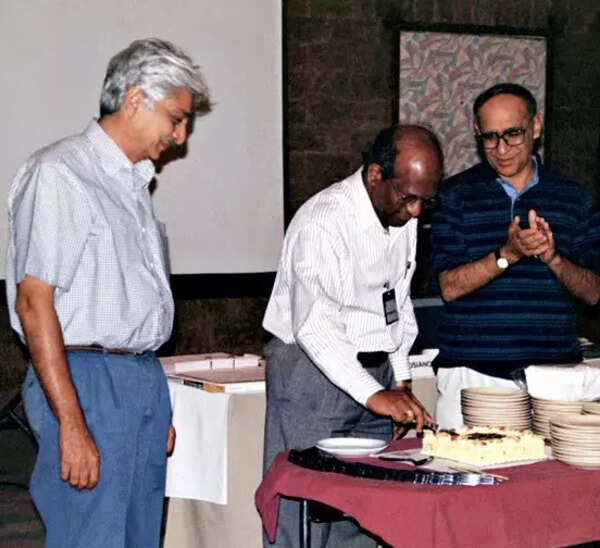 AzimPRemjiSridharMittaAshokSootafinal