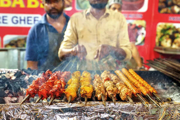 HT20Ramzan-Street-food_DSC06079-(2)