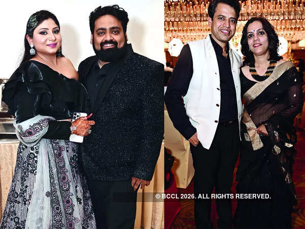 (L) Dimple and Deepak (R) Gp Capt Krishna and Shyamla