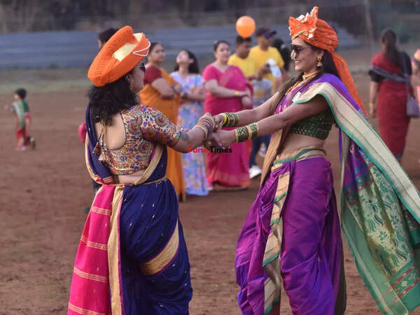 Participant enjoying at the saree run