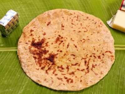 On the occasion of Holi, Dombivali's Puranpoli is now being sold in The Dubai mall