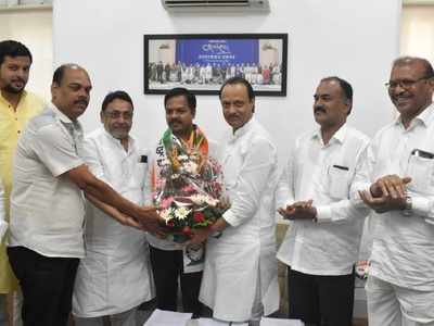 Setback to Shiv Sena in Palghar, sitting MLA Amit Ghoda joins NCP