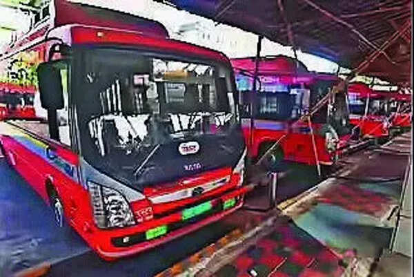 New AC circular bus route from Mumbai’s Dadar station to Siddhivinayak temple