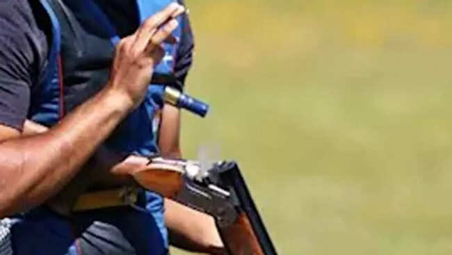 Bhowneesh, Neeru take day one lead at shotgun trials