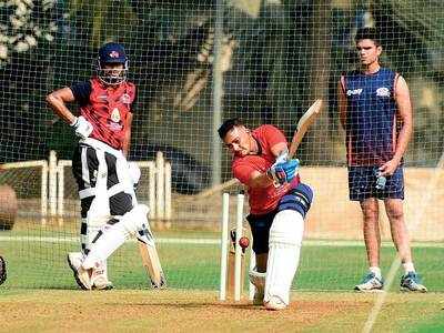 Ranji Trophy: Mumbai seek to turn fortunes against Karnataka