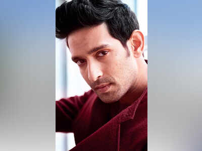 Vikrant Massey's journey from a Versova cafe to the arclights