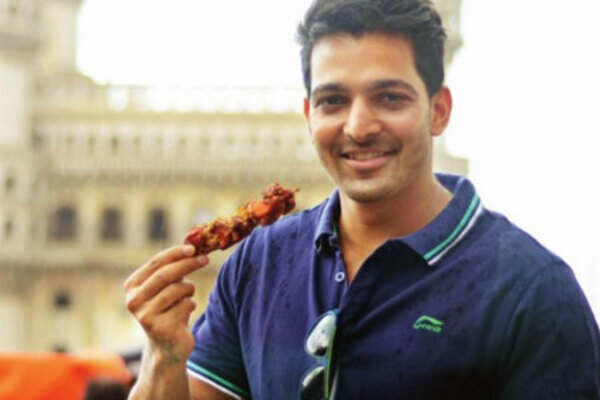Street-food hopping at Charminar