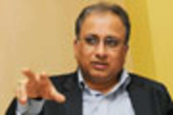 Suresh Vaswani: Amidst slowdown, India is on the move