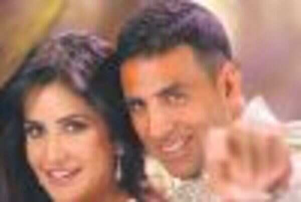 Akshay wants to save damsels