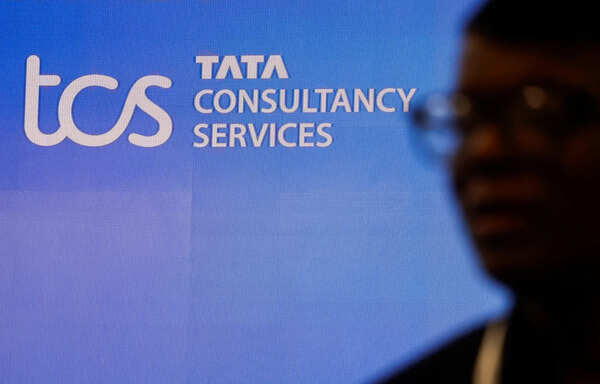 TCS employees get I-T notice over TDS