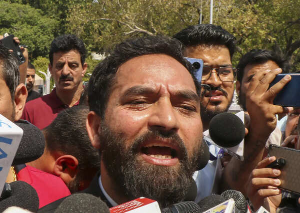 J&K HC quashes AAP leader Mehraj Malik’s PSA detention