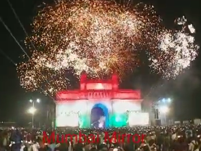 Mumbai rings in New Year with peaceful celebrations; thousands gather at Gateway, Marine Drive, Girgaum Chowpatty