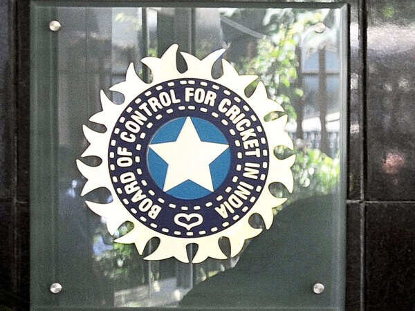 Two CoA members likely to travel for World Cup; move raises a storm in BCCI