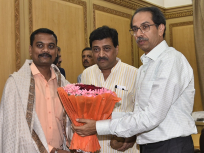 Watch: CM Uddhav Thackeray felicitates man who saved Tricolour during GST Bhavan fire