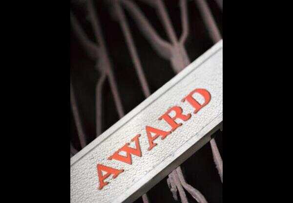 IIM-I professor gets award