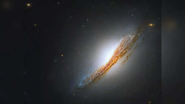 10 stunning pictures of the Milky Way galaxy shared by NASA