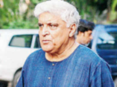 Prank caller troubles Javed Akhtar for a year