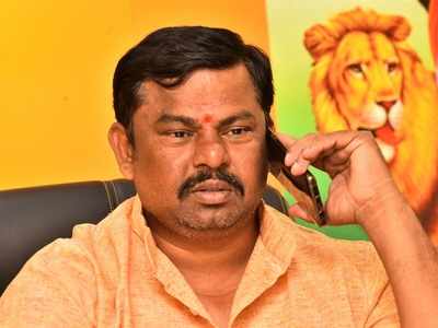 Controversial BJP MLA T Raja Singh asked to move only in a bulletproof car due to security threat