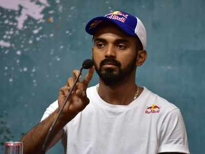 KL Rahul donates PPE hoods to CISF personnel at Bengaluru airport