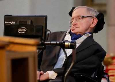 Stephen Hawking: 10 facts about the true star of the cosmos