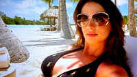 Sussanne sets internet ablaze with this pic 