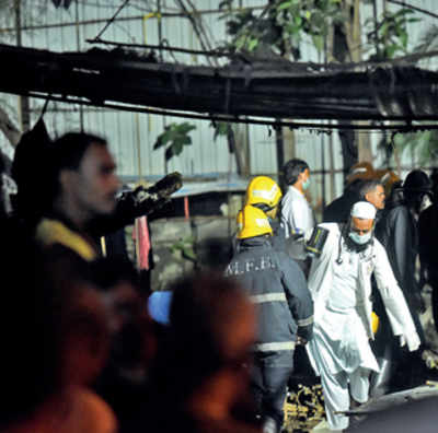 5 Workers killed in blaze at Juhu highrise project