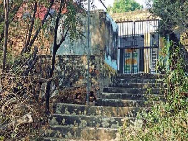 School shut as files show ‘no student’, teachers disagree