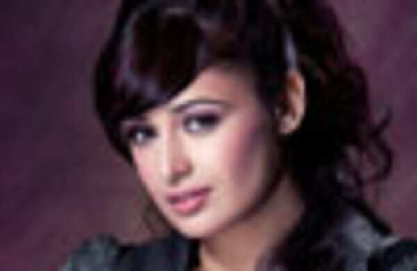Yuvika wants Filmfare Award for Sharman