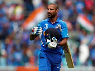 Injured Shikhar Dhawan posts uplifting poem, fans leave encouraging messages