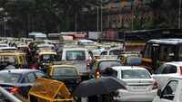 #MumbaiRains: Waterlogging leads to traffic woes 