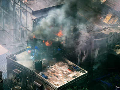 Fire erupts in Nagpada building; eight injured