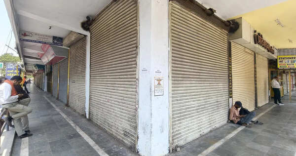 ​10.30 pm closing time for commercial establishments sparks mixed reactions in Jalna