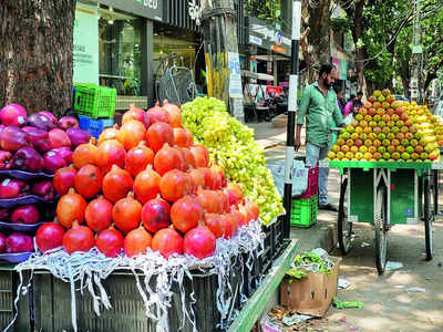 Heatwave hits, vendors feel the ‘heat’ of losses