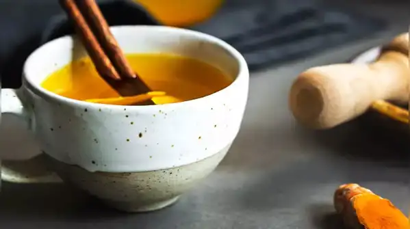 Turmeric Tea (Curcuma longa)