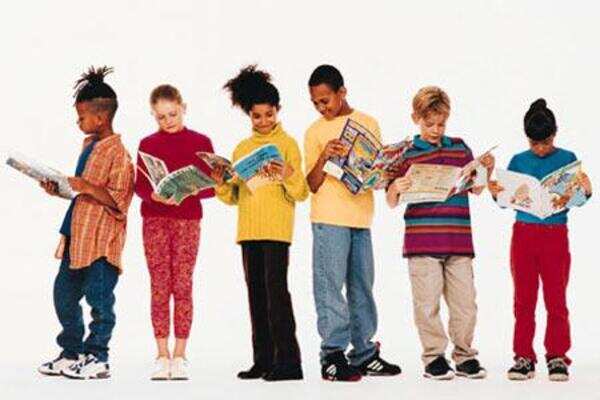 Schools stage book races to promote reading