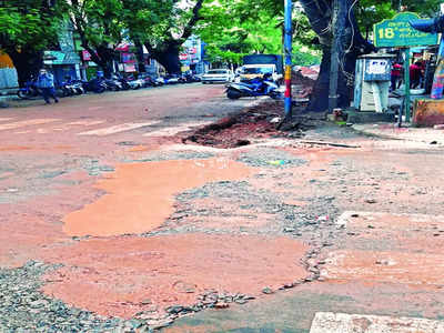 Malleswaram Mirror Special: Take this road at your own risk