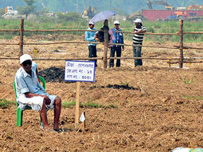 ‘Exploited’ Singur farmers now want industries