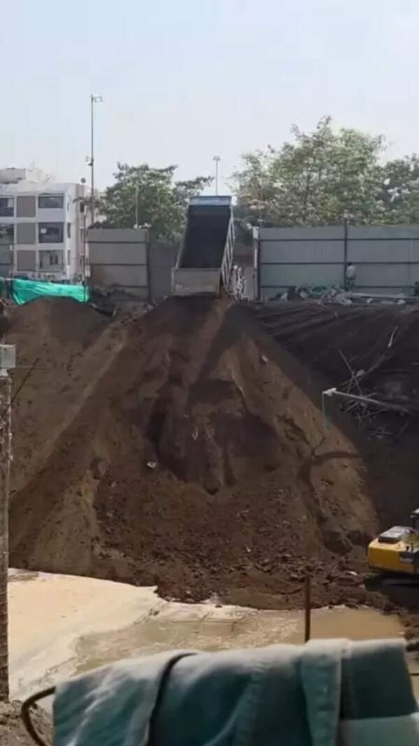 Diaphragm wall damaged at Adajan site