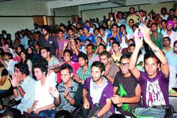 Clean & Clear Chandigarh Times Fresh Face 2013 at Indo-Global Colleges