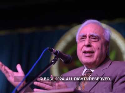 Kapil Sibal seeks details of money given to labourers from PM-CARES Fund