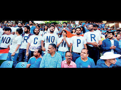 Anti-CAA protest reaches India-Australia match, students shout slogans against contentious Act at Wankhede