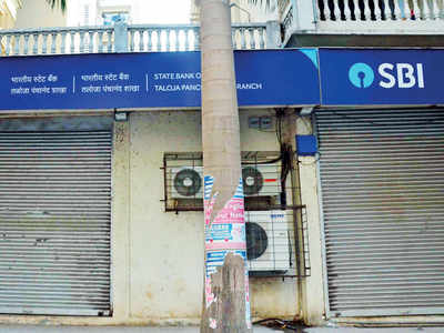 Masked man steals Rs 28 lakh from SBI ATM machine in Taloja; evades arrest