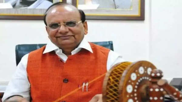 Delhi LG VK Saxena tells police to launch updated traffic management app