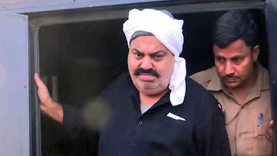 Atiq Ahmed News Live Updates: Police cavalcade with gangster-politician Atiq Ahmad leaves for Gujarat jail